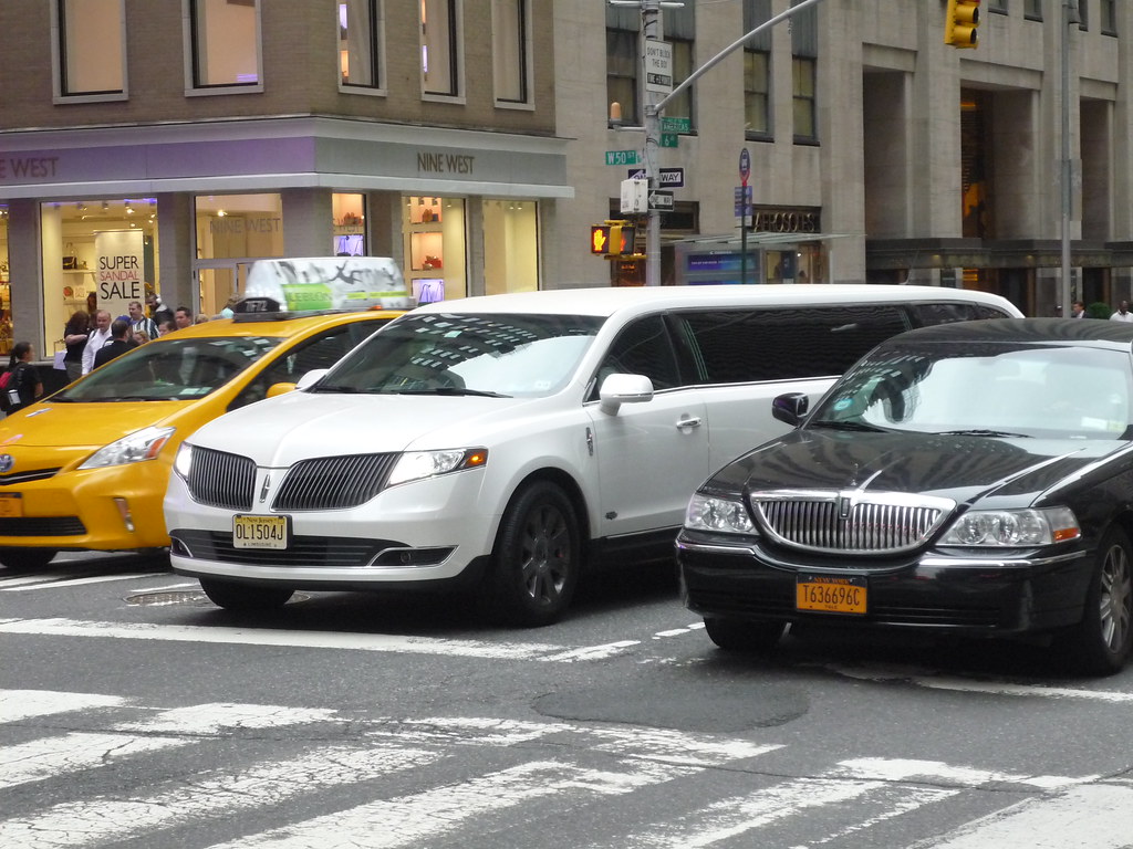 Professional Car Service Oxford MS – Luxury Meets Reliability