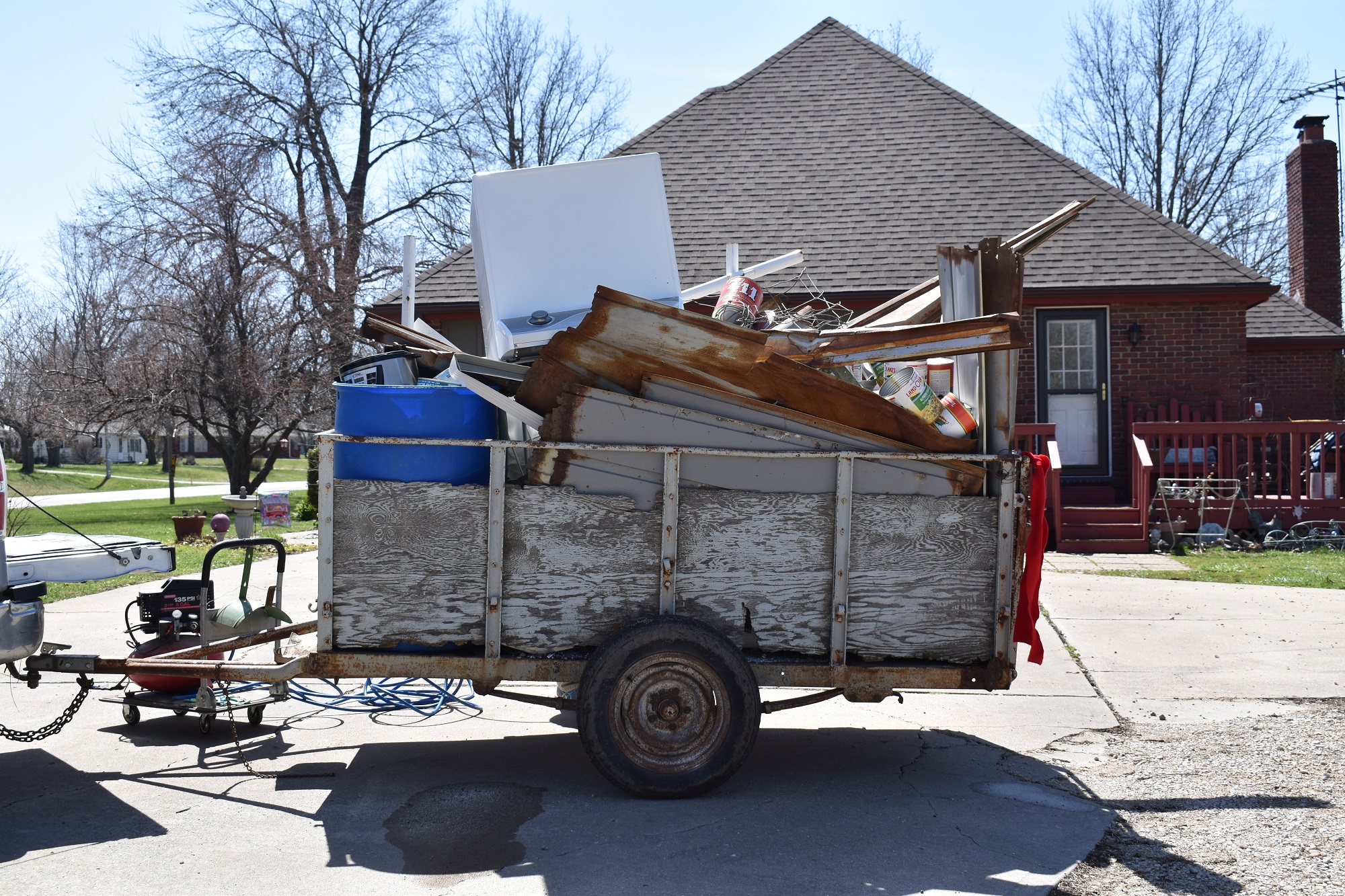 Top Recycling Junk Removal Services AZ for a Cleaner Future