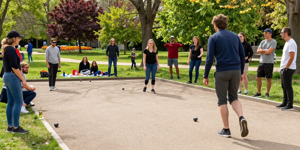 Petanque di taman cerah oleh fopikotabanjarba.org, sekelompok teman bersenang-senang, suasana hidup dan aktif.