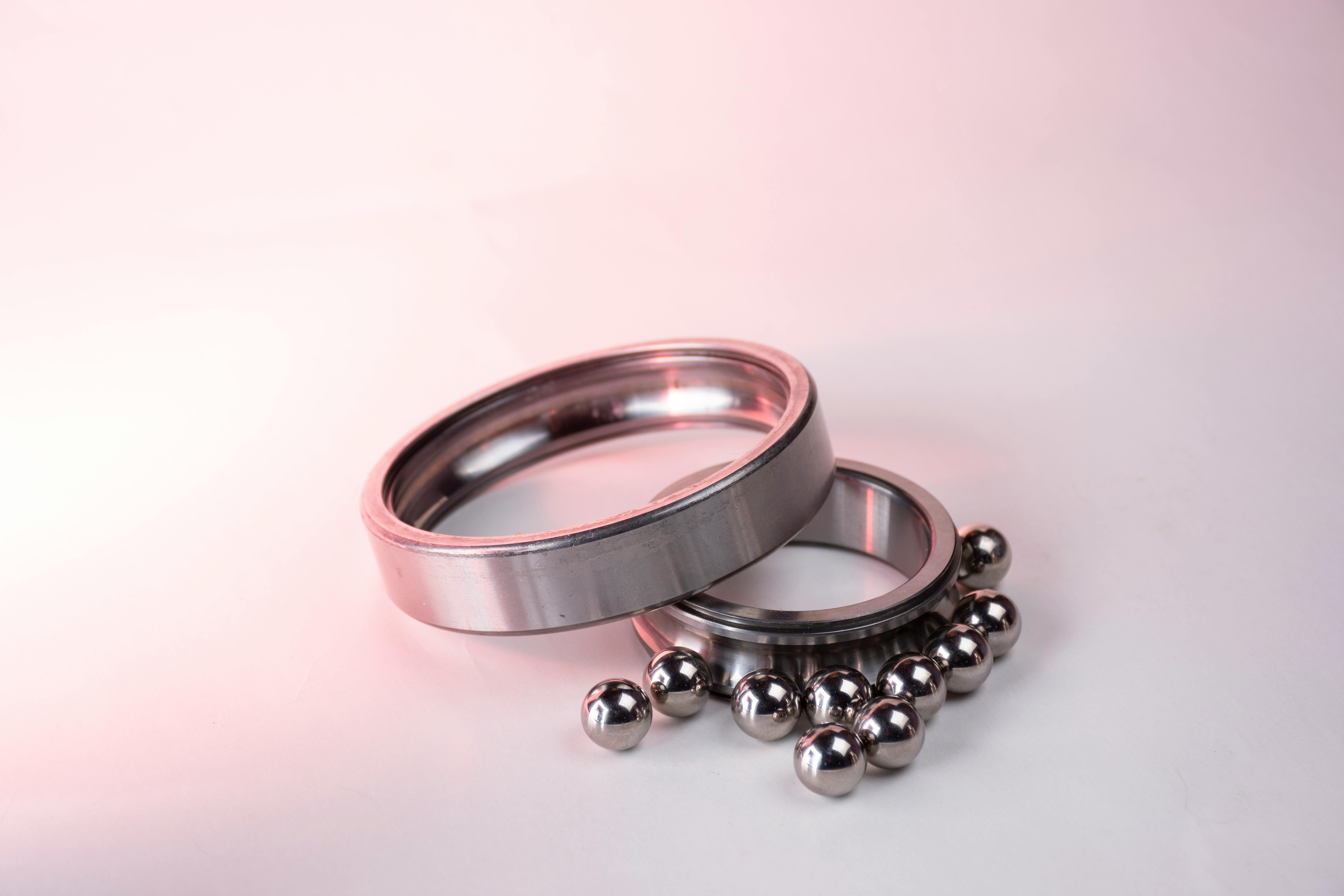 Premium engagement rings Created with Precision